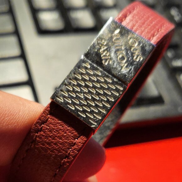 Louis Vuitton Monogram reversible bracelet - Picture 4 of 9